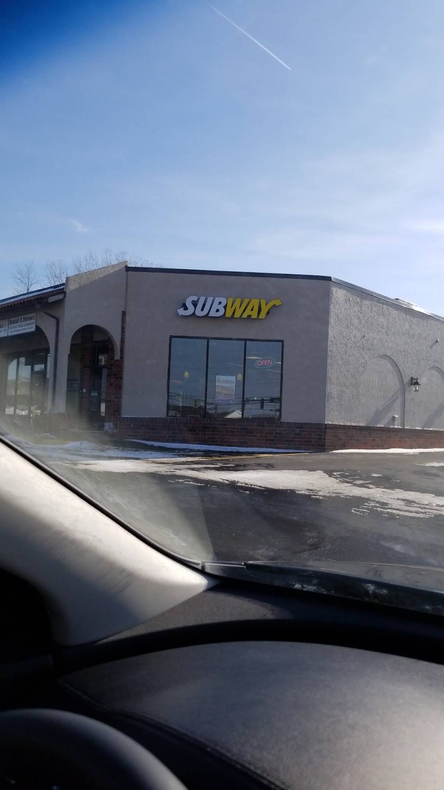 Subway | restaurant | 1799 Pearl Rd, Brunswick, OH 44212, USA | 3302257980 OR +1 330-225-7980
