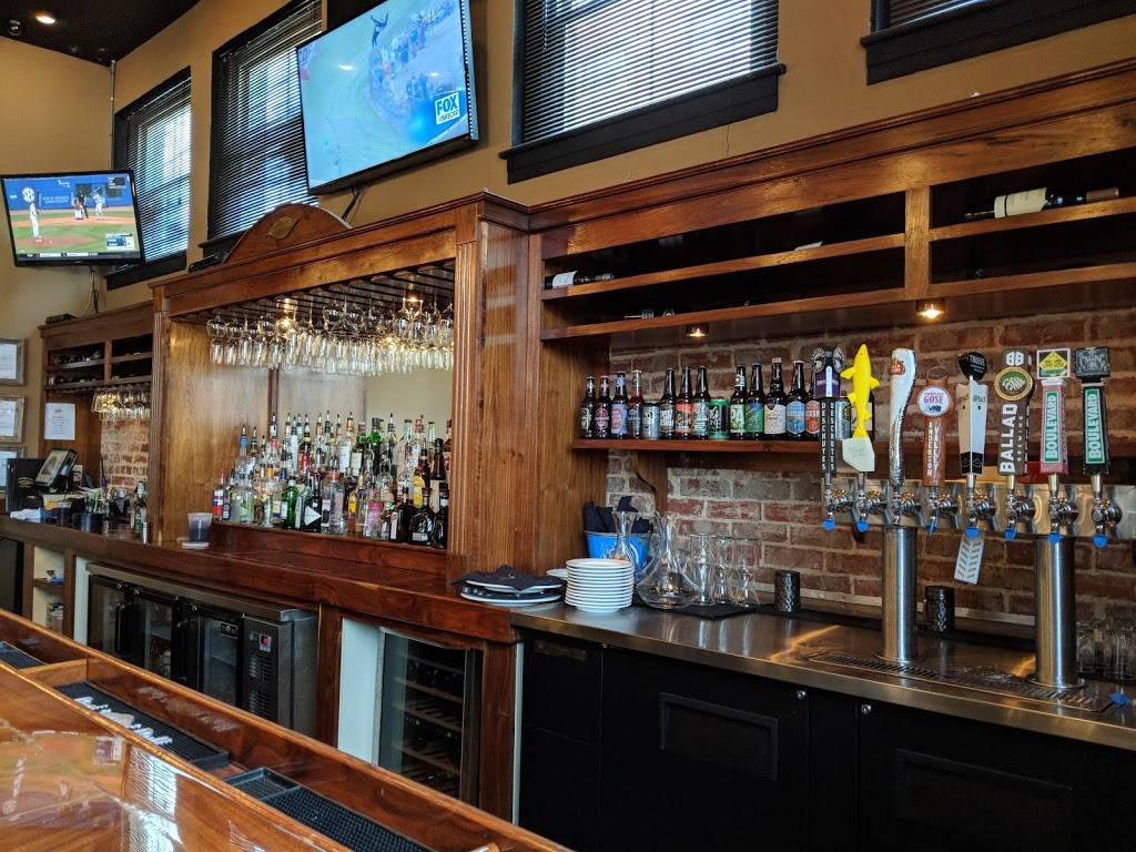 Golden Leaf Bistro | restaurant | 215 Craghead St, Danville, VA 24541, USA | 4347913191 OR +1 434-791-3191