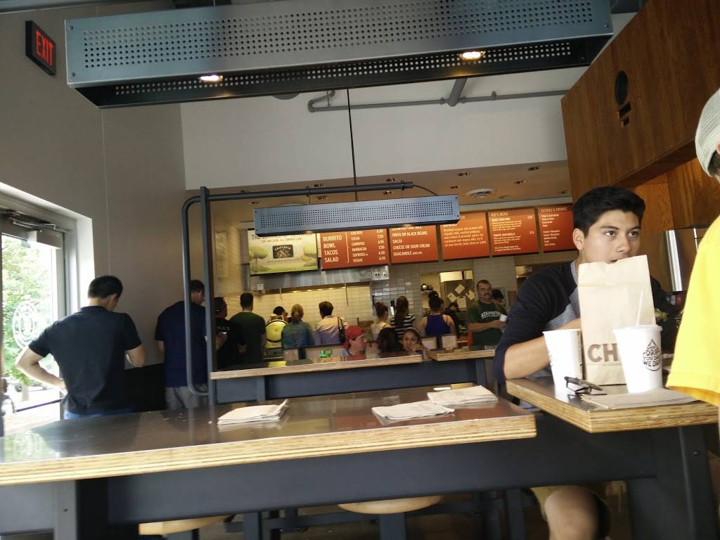 Chipotle Mexican Grill | restaurant | 599 Northtown Dr NE Ste 500, Blaine, MN 55434, USA | 7632520016 OR +1 763-252-0016