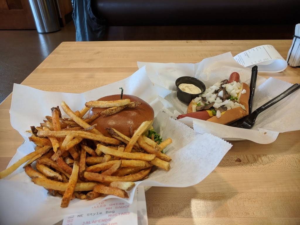 Meatheads | restaurant | 1305 S Neil St, Champaign, IL 61820, USA | 2173525555 OR +1 217-352-5555