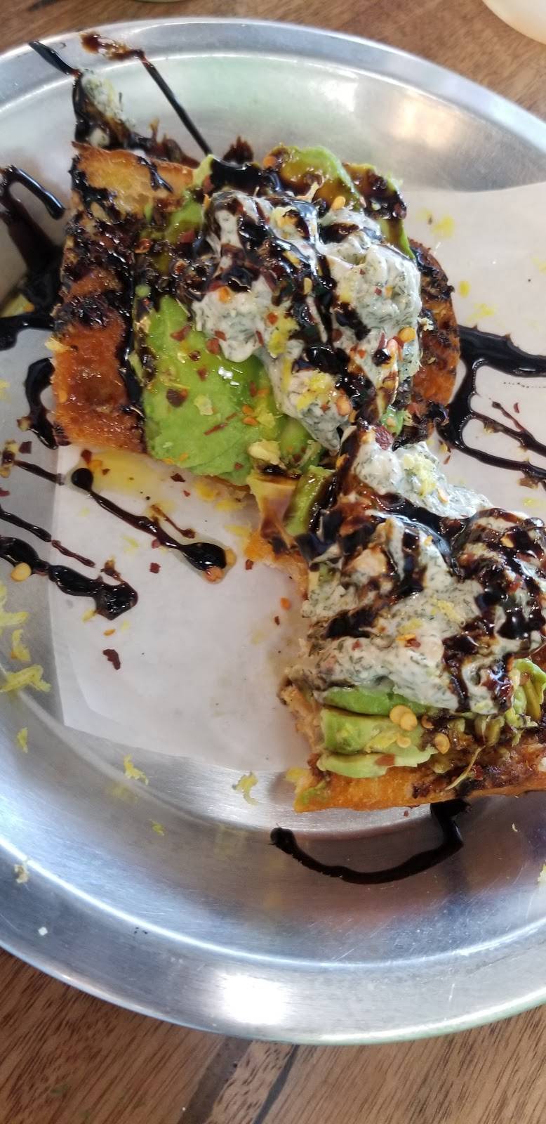 E.A.R.L kakaako: sandwiches, etc | restaurant | 400 Keawe St #103, Honolulu, HI 96813, USA | 8087443370 OR +1 808-744-3370