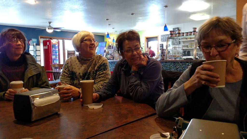 Central Perk and Dessert | cafe | 14 S 14th St, Fort Dodge, IA 50501, USA | 5155737375 OR +1 515-573-7375