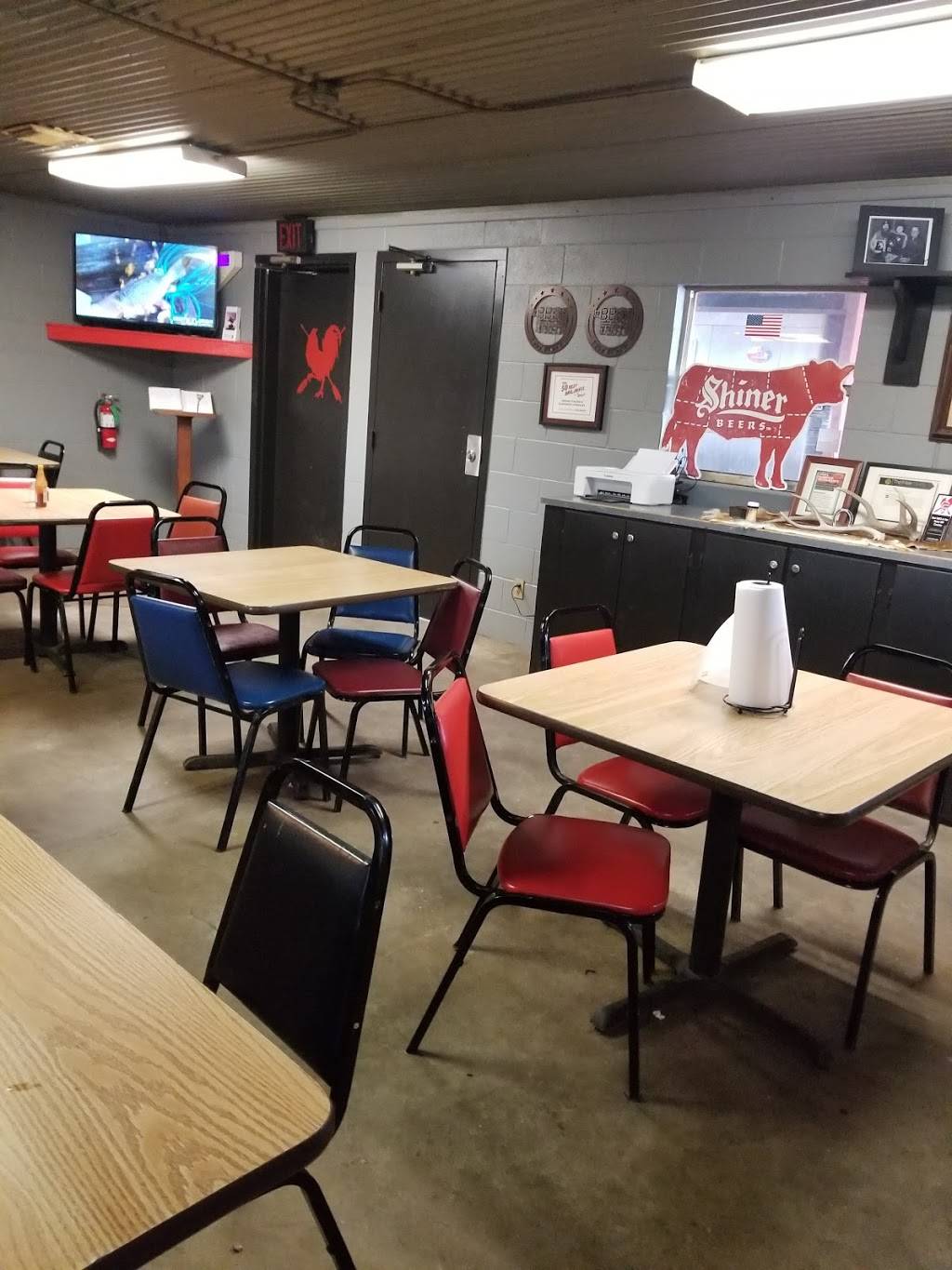 Cranky Franks BBQ | restaurant | 1679 US-87, Fredericksburg, TX 78624, USA | 8309972353 OR +1 830-997-2353