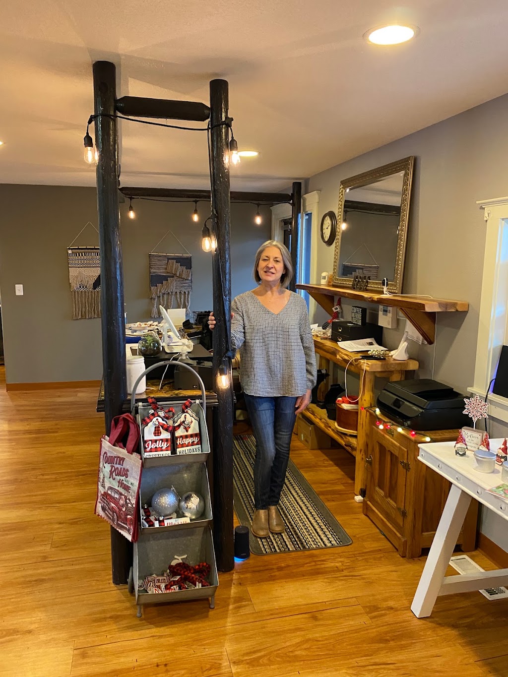 RiverHouse | restaurant | 1360 Lewis River Rd, Woodland, WA 98674, USA | 3608418351 OR +1 360-841-8351