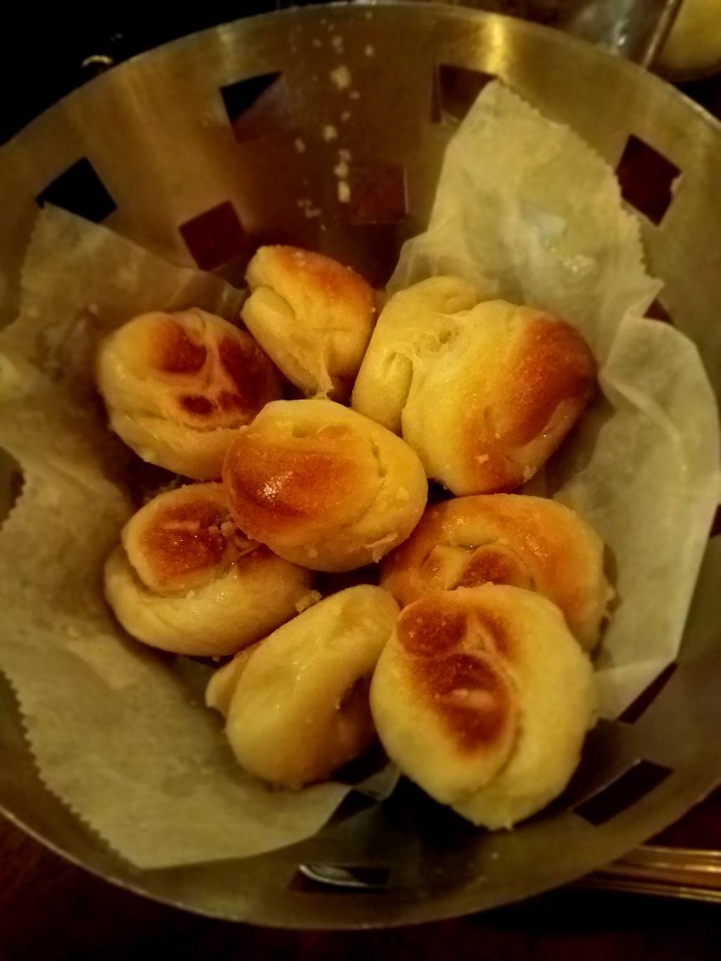 Mamas | restaurant | 922 Montauk Hwy, Amityville, NY 11701, USA | 6314640163 OR +1 631-464-0163