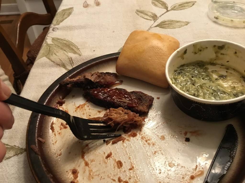 Dickeys Barbecue Pit | restaurant | 2113 Old Hudson Rd, St Paul, MN 55119, USA | 6514937834 OR +1 651-493-7834