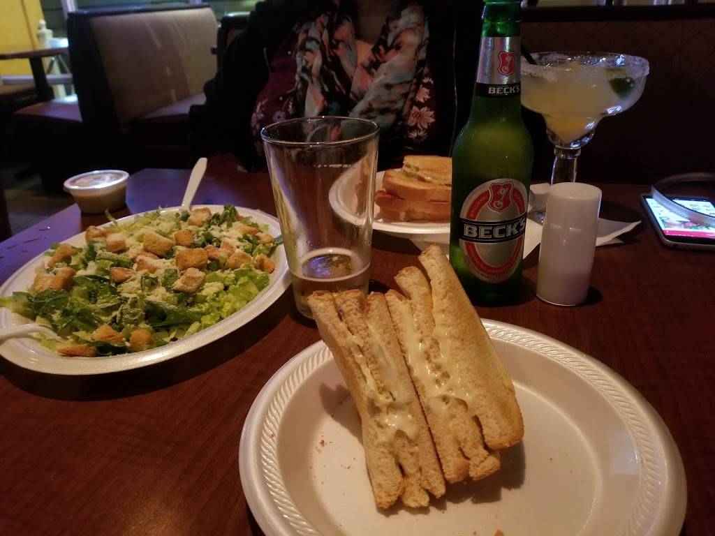 Dinos Pizza | restaurant | 1307 South Ocean Boulevard, Myrtle Beach, SC 29577, USA | 8434487497 OR +1 843-448-7497