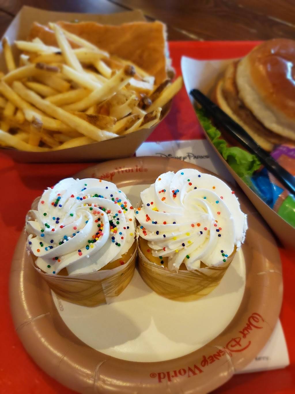 Backlot Express | restaurant | 351 South Studio Dr N, Orlando, FL 32830, USA | 4079393463 OR +1 407-939-3463