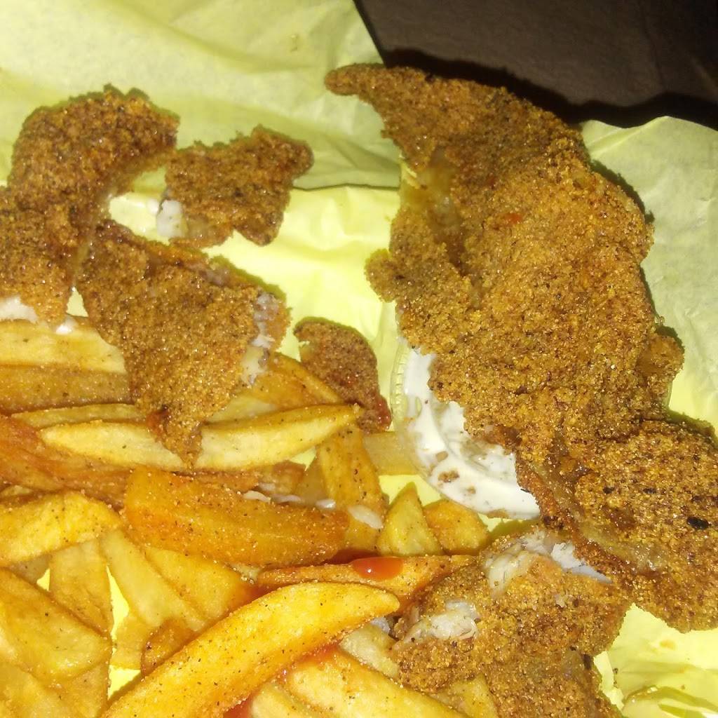 Wings & More | restaurant | 7455 S Westmoreland Rd, Dallas, TX 75237, USA | 9722830404 OR +1 972-283-0404