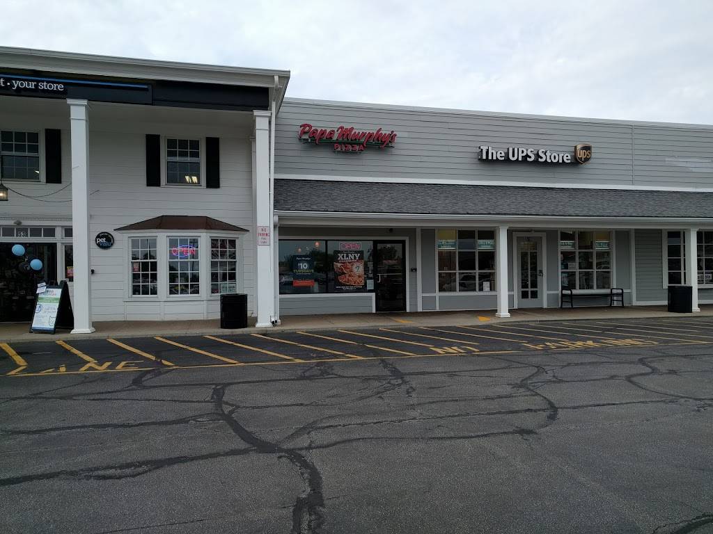 Papa Murphys Take N Bake Pizza | meal takeaway | 51 Boone Village, Zionsville, IN 46077, USA | 3177339989 OR +1 317-733-9989