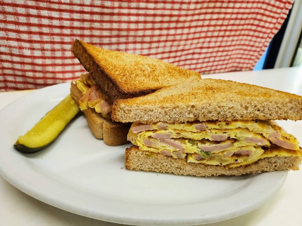 Cedar Kitchen | restaurant | 5 Queen St S, Tottenham, ON L0G 1W0, Canada | 9059362548 OR +1 905-936-2548