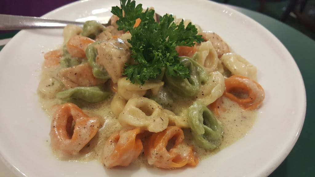 Balistreris Italian-American Ristorante | restaurant | 812 N 68th St, Wauwatosa, WI 53213, USA | 4144751414 OR +1 414-475-1414