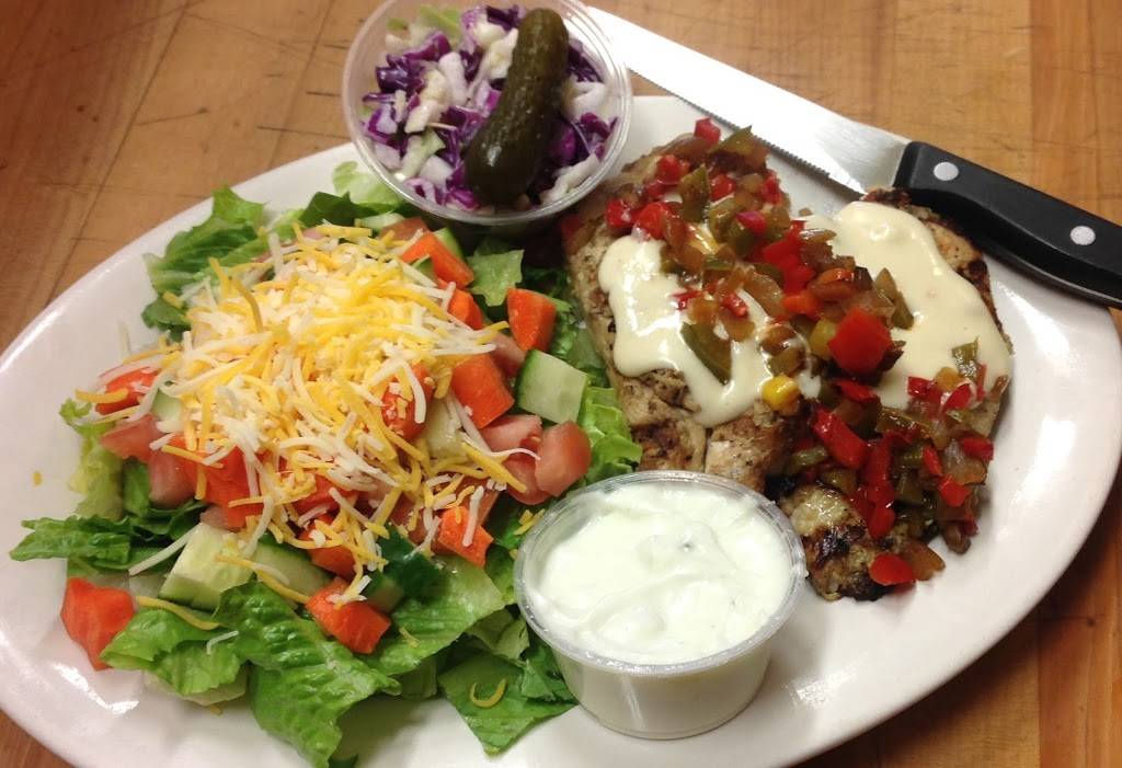 Pancho & Leftys Outlaw Grill | restaurant | 1018 17th Ave, Monroe, WI 53566, USA | 6084266116 OR +1 608-426-6116