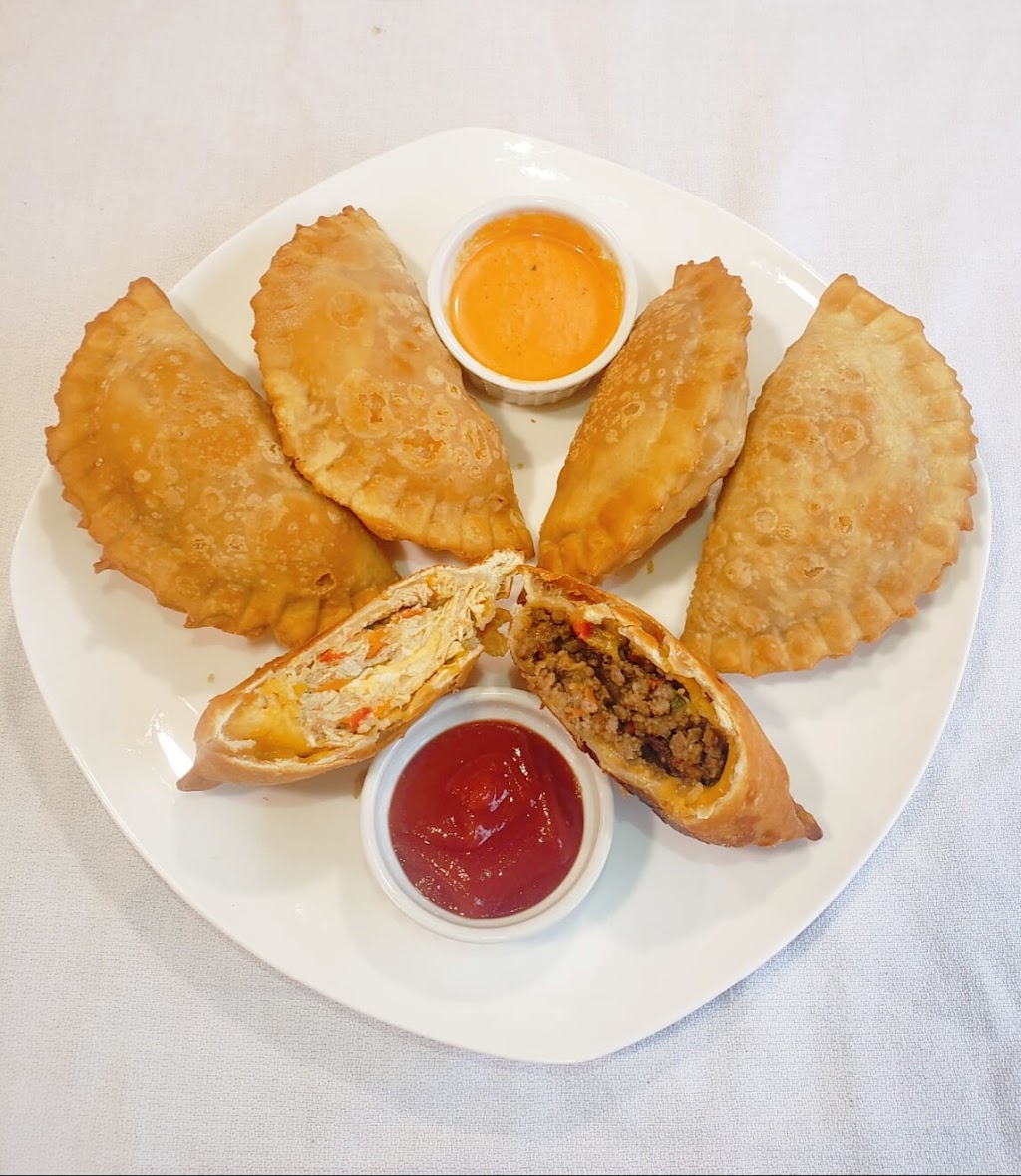 Santana’s Sazon | restaurant | 808 N Ridgeview Rd, Olathe, KS 66061, USA | 9138903910 OR +1 913-890-3910