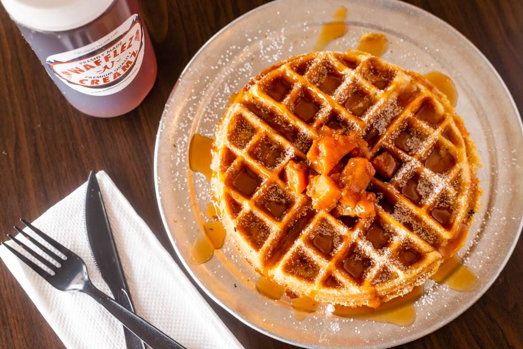 Wafflez-N-Creamz | restaurant | 124 1st St E, Humble, TX 77338, USA | 2813187190 OR +1 281-318-7190