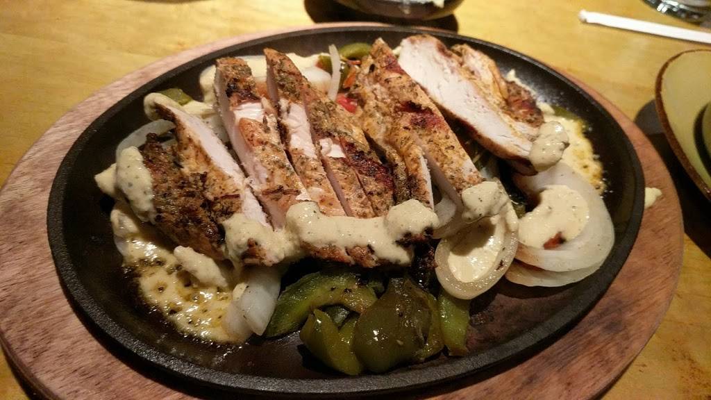 Mad Mex | restaurant | 2 Robinson Plaza, Pittsburgh, PA 15205, USA | 4124945656 OR +1 412-494-5656