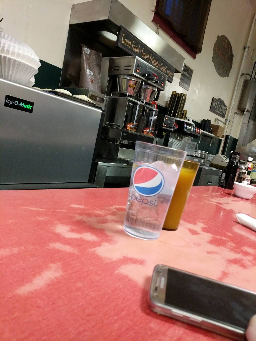 Corner Cafe | restaurant | 1127 16th Ave, Monroe, WI 53566, USA | 6083253768 OR +1 608-325-3768