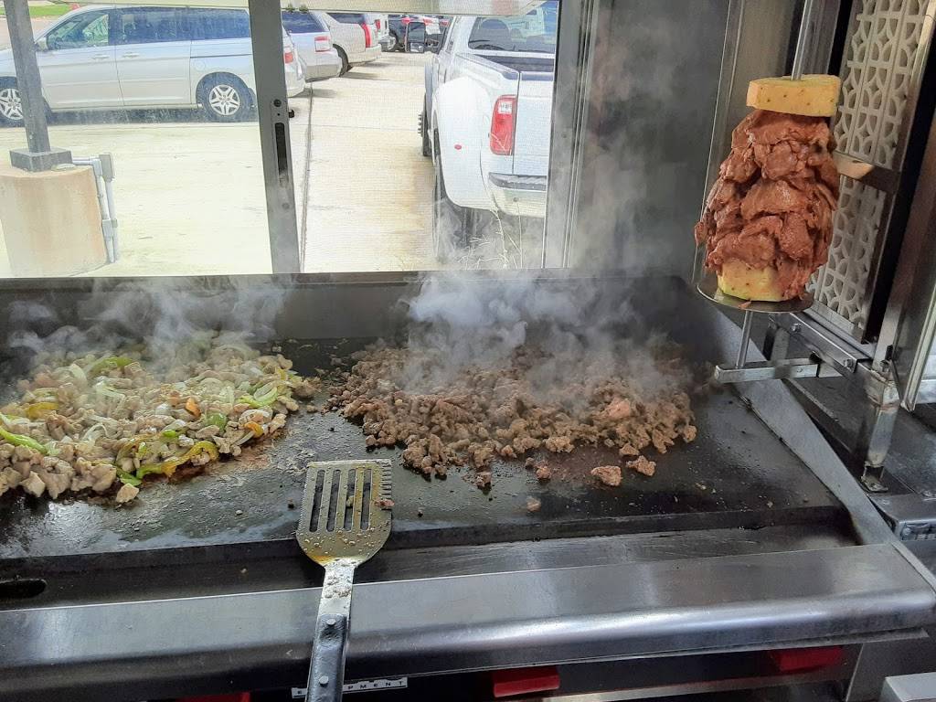 El Jarochito | restaurant | 14635 Westpark Dr, Houston, TX 77082, USA | 8326930086 OR +1 832-693-0086