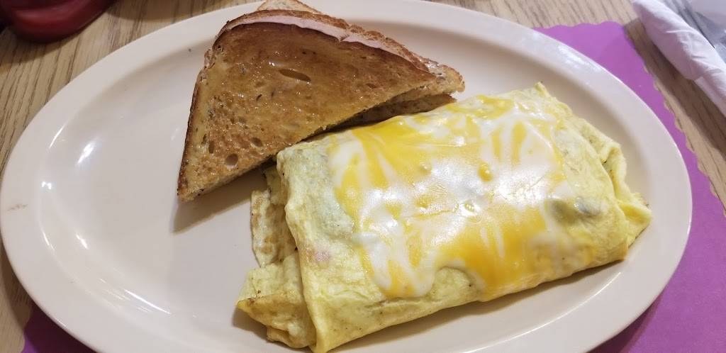 Larrys Roadside Family Restaurant | restaurant | 2555 27th Ave, Vero Beach, FL 32960, USA | 7727788495 OR +1 772-778-8495