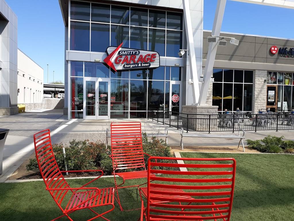 Smittys Garage Burger and Beer | restaurant | 8811 State Line Rd, Kansas City, MO 64114, USA | 8167311455 OR +1 816-731-1455