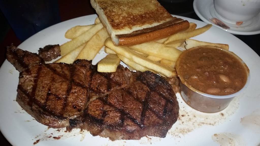 Smalleys Roundup Restaurant | restaurant | 1190 S Main St, Salinas, CA 93901, USA | 8317580511 OR +1 831-758-0511