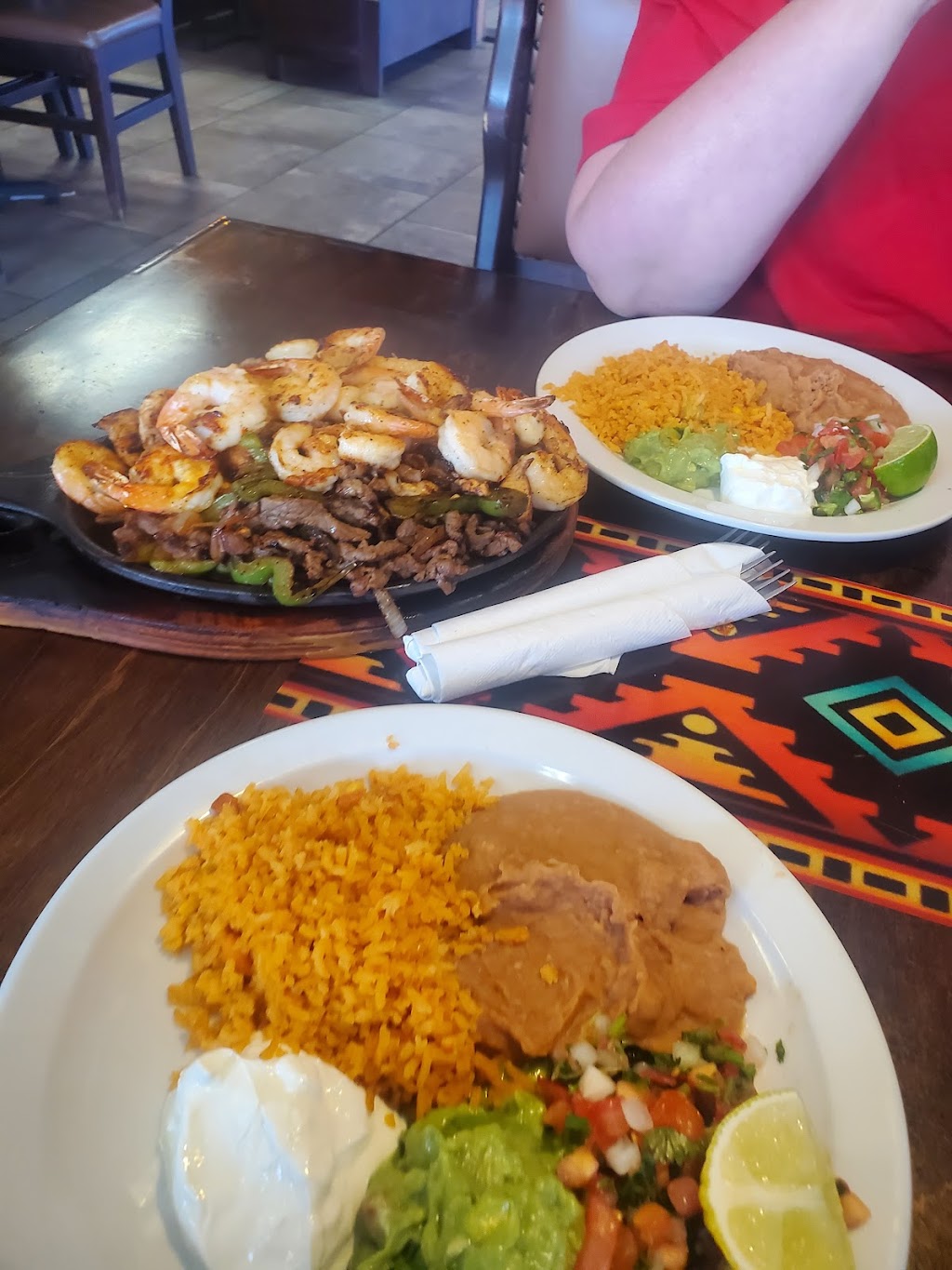 Taqueria El Tapatio | restaurant | 1428 Guy Lane Plz, Dumas, TX 79029, USA | 8069343024 OR +1 806-934-3024