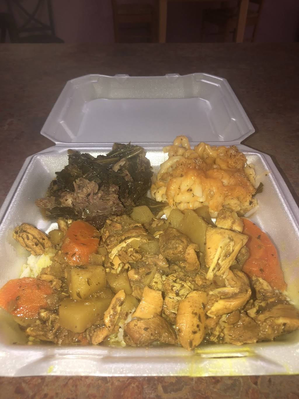 Lil Net’s Home Style Cooking | restaurant | 1500 16th St S, St. Petersburg, FL 33705, USA | 7272906162 OR +1 727-290-6162