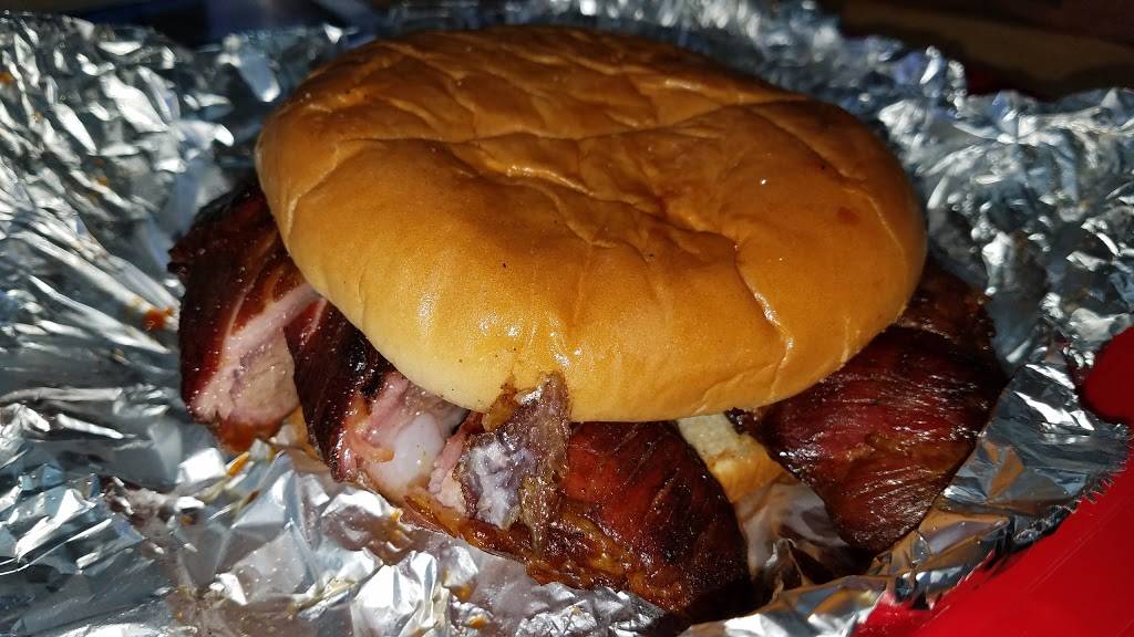 Walk Hard BBQ | restaurant | 305 Industrial Blvd, Leesburg, AL 35983, USA | 2565263663 OR +1 256-526-3663