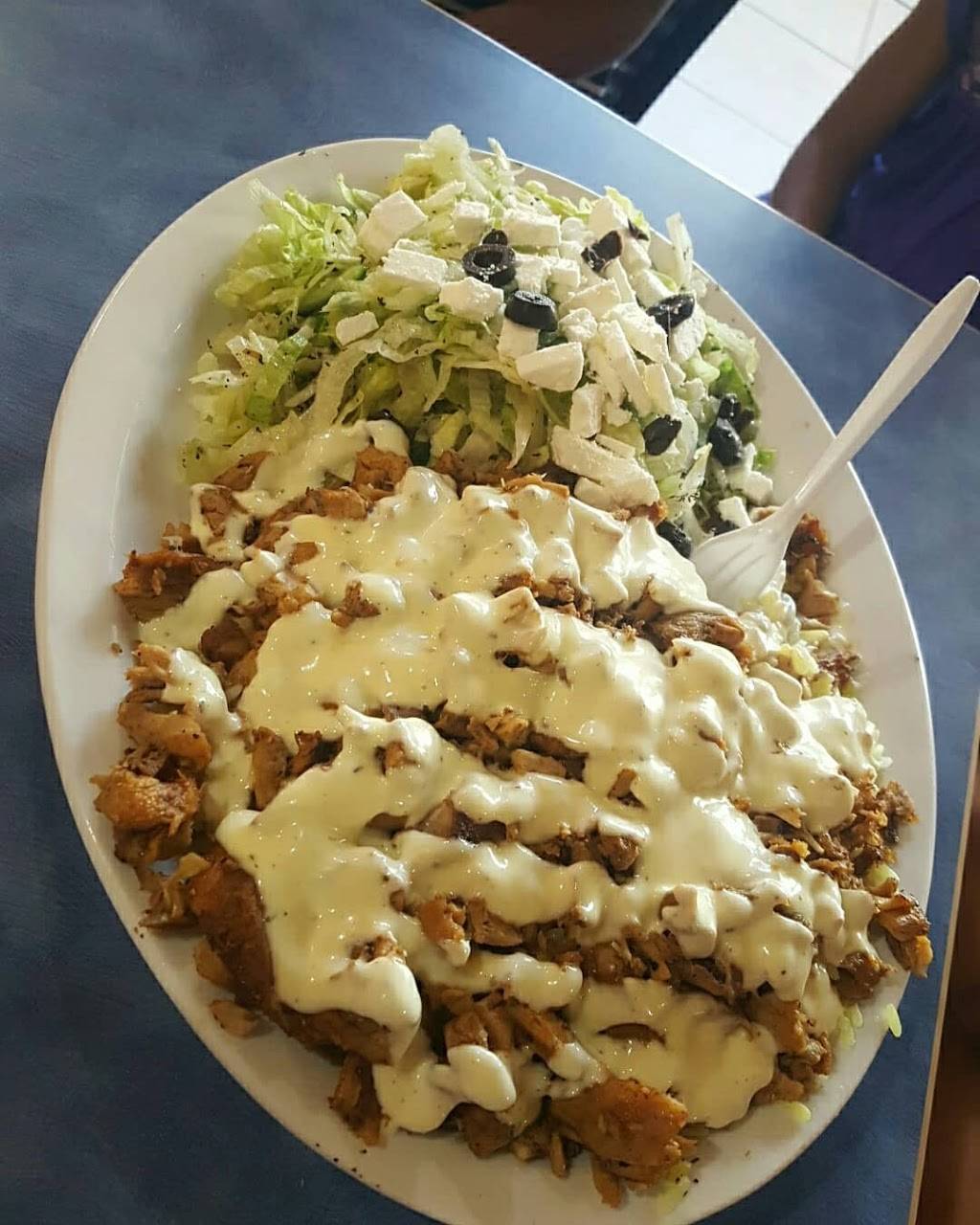 Osmows Shawarma | restaurant | 234 Hays Blvd, Oakville, ON L6H 7P3, Canada | 2897250107 OR +1 289-725-0107