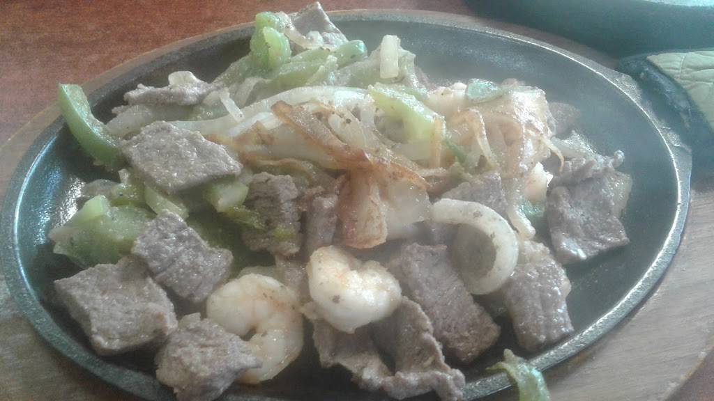 La Familia Mexican Restaurant | restaurant | 1018 Missouri Ave, St Robert, MO 65584, USA | 5733363339 OR +1 573-336-3339