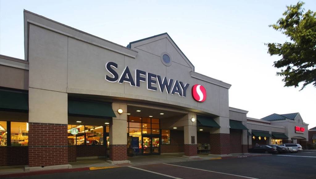 Oakshade Town Center | shopping mall | 2107-2151 Cowell Blvd, Davis, CA 95618, USA | 9252791800 OR +1 925-279-1800