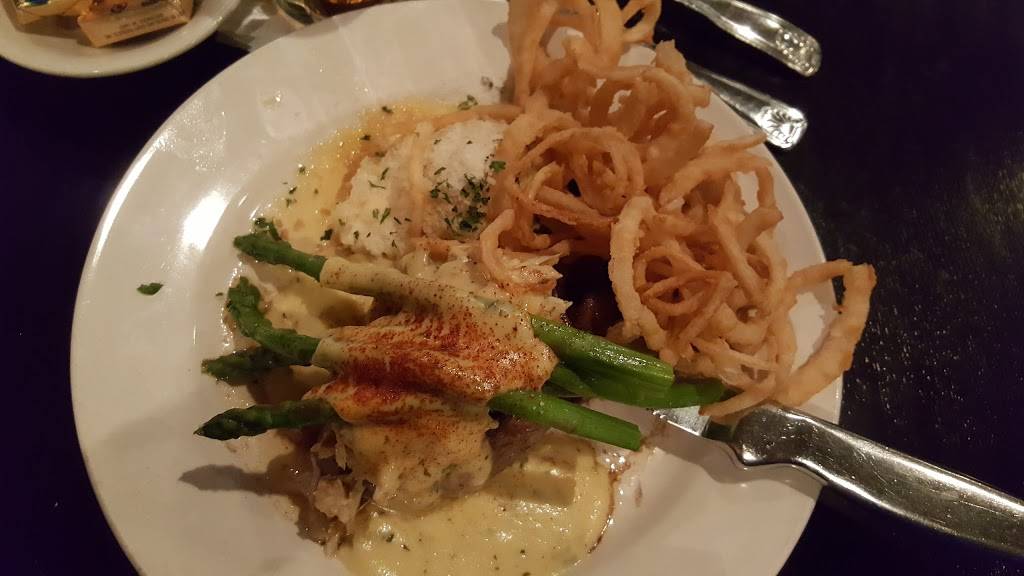 Kurts Steakhouse | restaurant | 22 West Main St, Delafield, WI 53018, USA | 2626463333 OR +1 262-646-3333