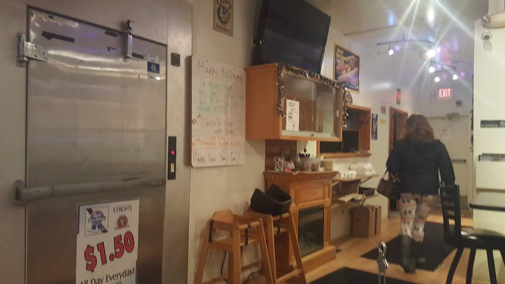 Cocktailz Bar & Grill | restaurant | 131 Water St, Hopkins, MI 49328, USA | 2697937221 OR +1 269-793-7221