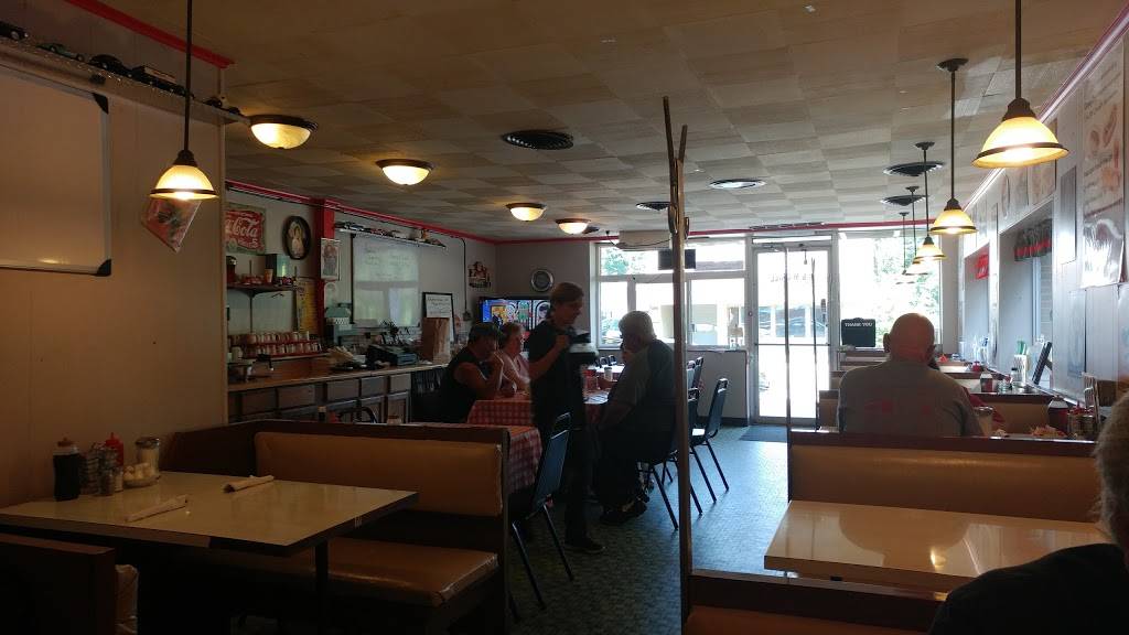 M & M Grill | restaurant | 218 E State St, Colon, MI 49040, USA | 2694322905 OR +1 269-432-2905