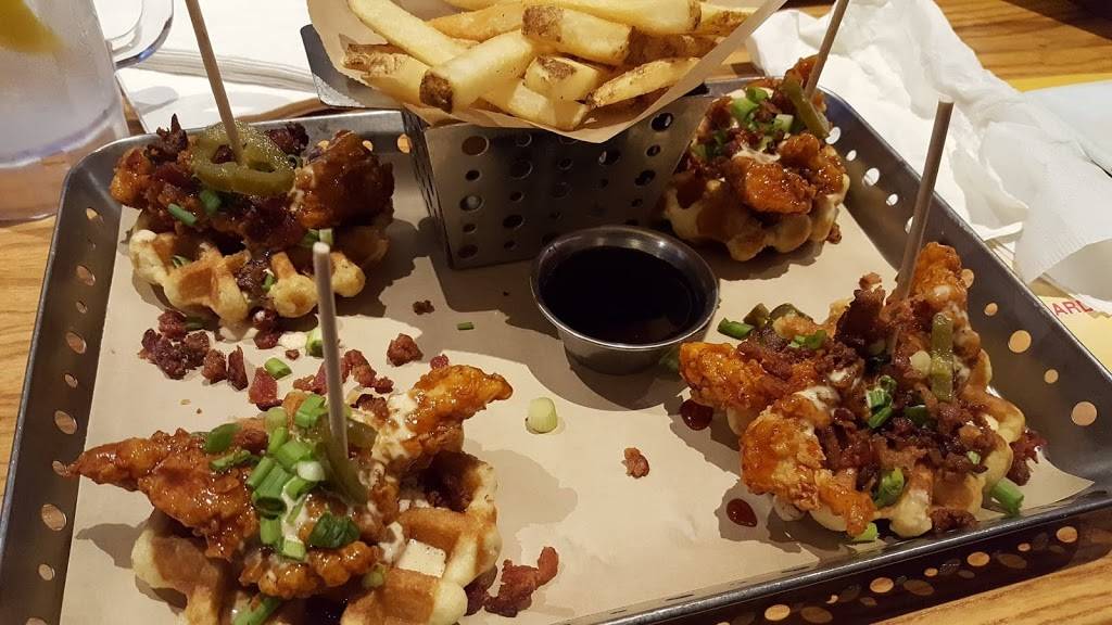 Chilis Grill & Bar | meal takeaway | 1110 Miamisburg Centerville Rd, Dayton, OH 45459, USA | 9374347117 OR +1 937-434-7117