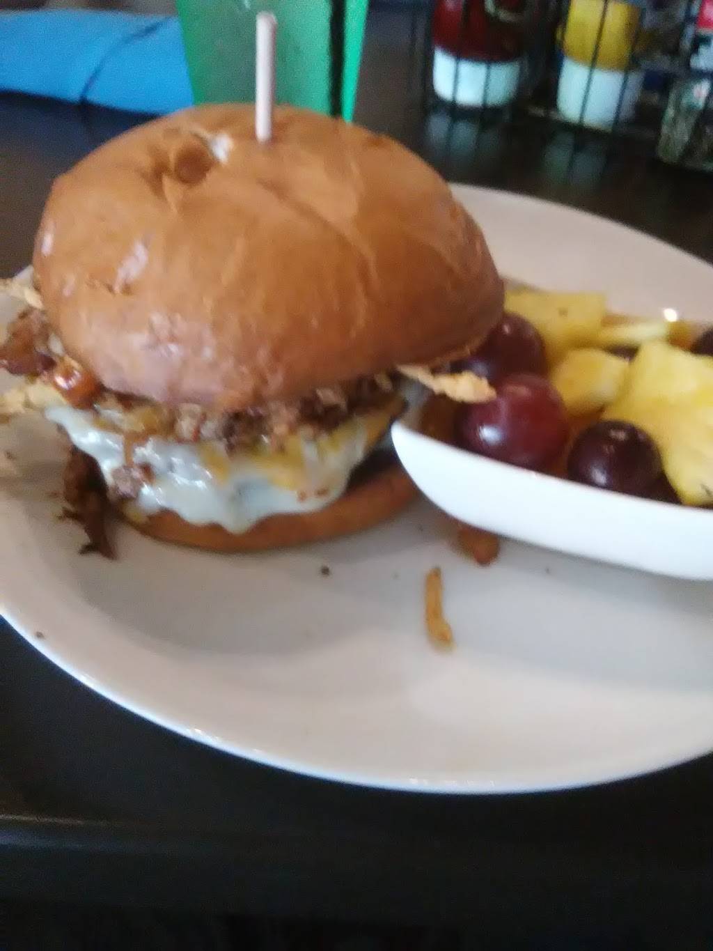 Holiday Inn Club vacations- Breezes Restaurant & Bar and Breezes | restaurant | 8505 W Irlo Bronson Memorial Hwy, Kissimmee, FL 34747, USA | 4072390000 OR +1 407-239-0000