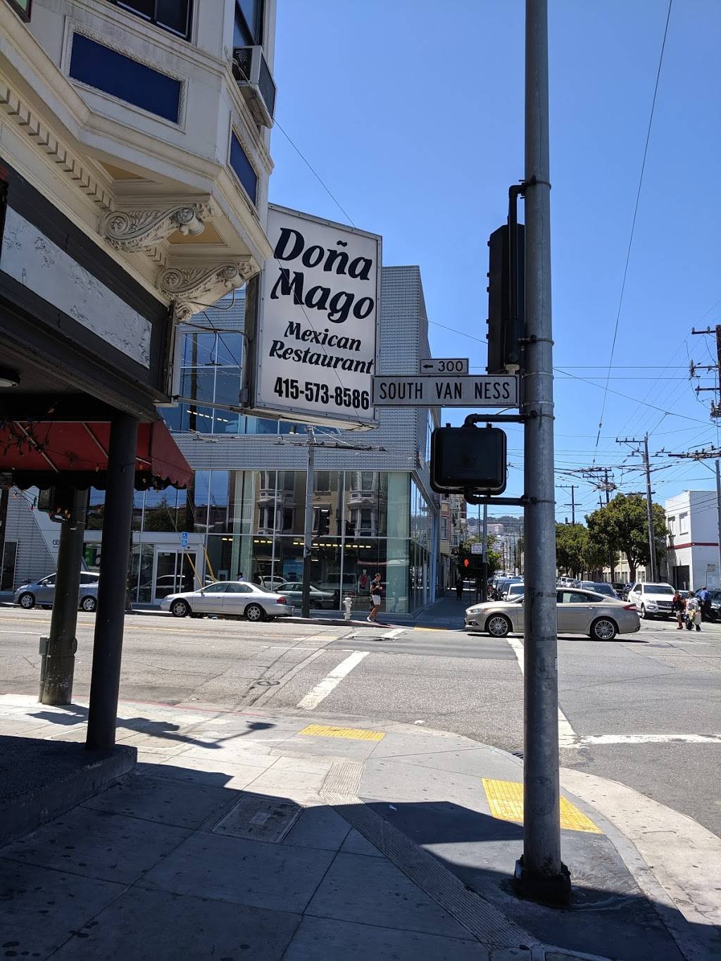 Doña Mago | restaurant | 301 S Van Ness Ave, San Francisco, CA 94103, USA | 4155738586 OR +1 415-573-8586