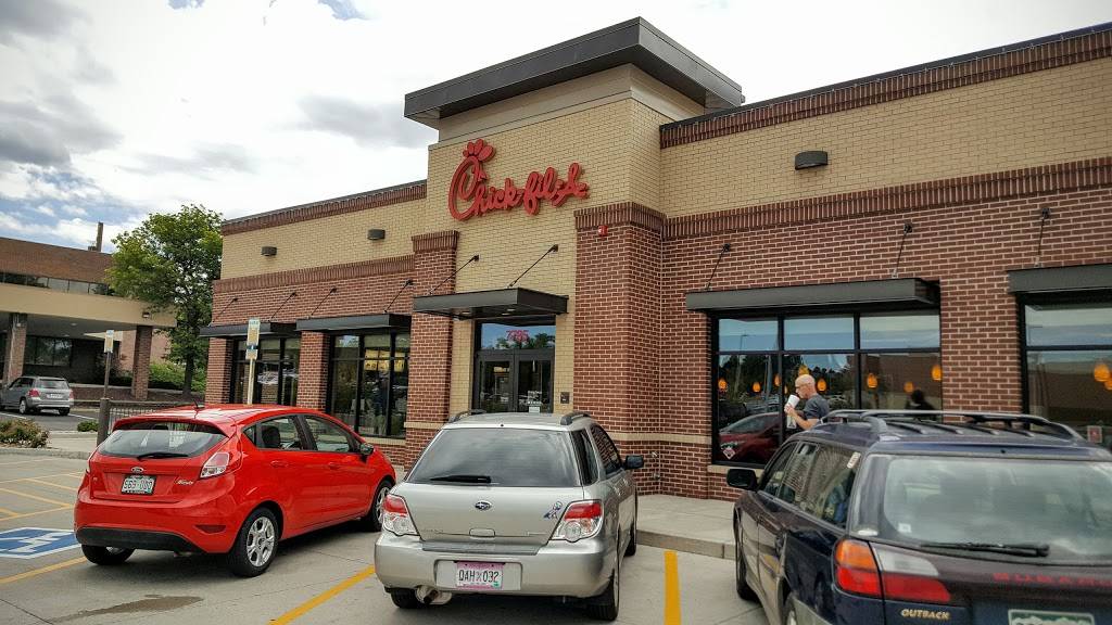 Chick-fil-A | restaurant | 7785 E Hampden Ave, Denver, CO 80231, USA | 3037554000 OR +1 303-755-4000