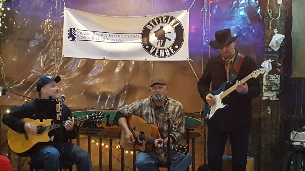 Purple Parrot Tiki Bar & Grill | restaurant | 13555 Perdido Key Dr, Pensacola, FL 32507, USA | 8504663805 OR +1 850-466-3805