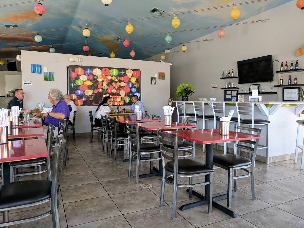 Fuzion Five | restaurant | 285 S Palm Canyon Dr, Palm Springs, CA 92262, USA | 7603226162 OR +1 760-322-6162