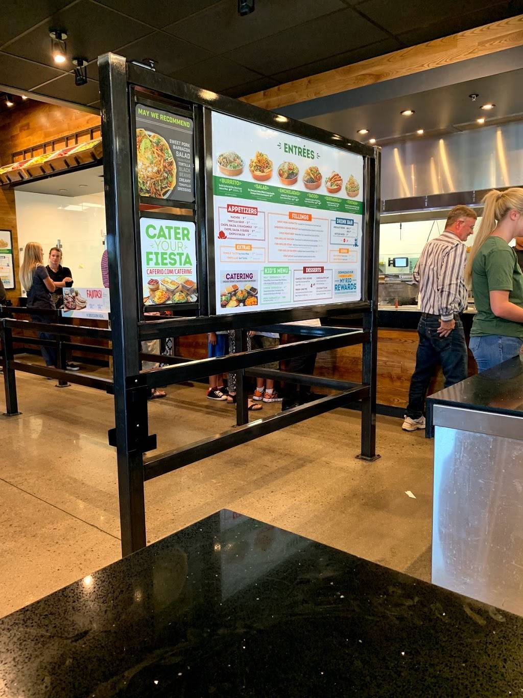 Cafe Rio Mexican Grill | restaurant | 40 W Center St, Orem, UT 84057, USA | 8018225700 OR +1 801-822-5700