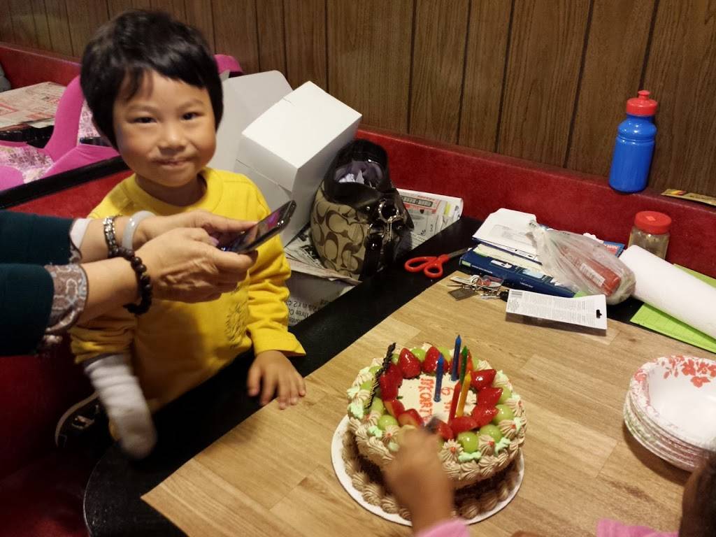 Chans Chinese Restaurant | restaurant | 14537 Gratiot Ave, Detroit, MI 48205, USA | 3133727317 OR +1 313-372-7317