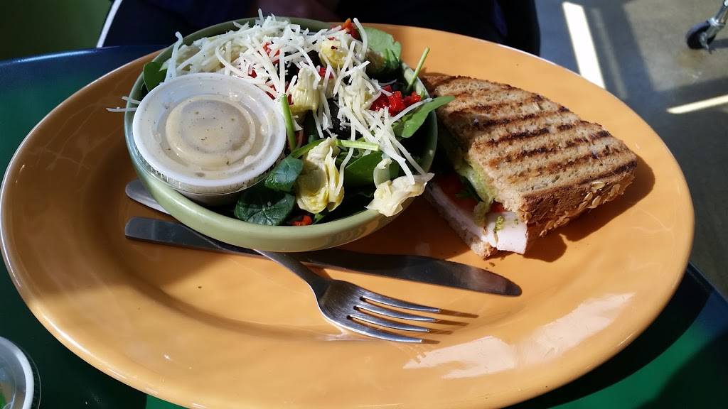 Green Light Cafe | meal takeaway | 1603 Specht Point Rd, Fort Collins, CO 80525, USA | 9702215902 OR +1 970-221-5902