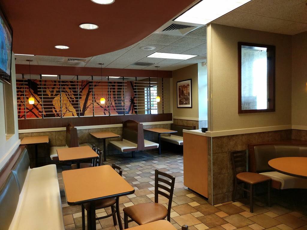 McDonalds | cafe | 9145 Chamberlayne Rd, Mechanicsville, VA 23116, USA | 8047306783 OR +1 804-730-6783