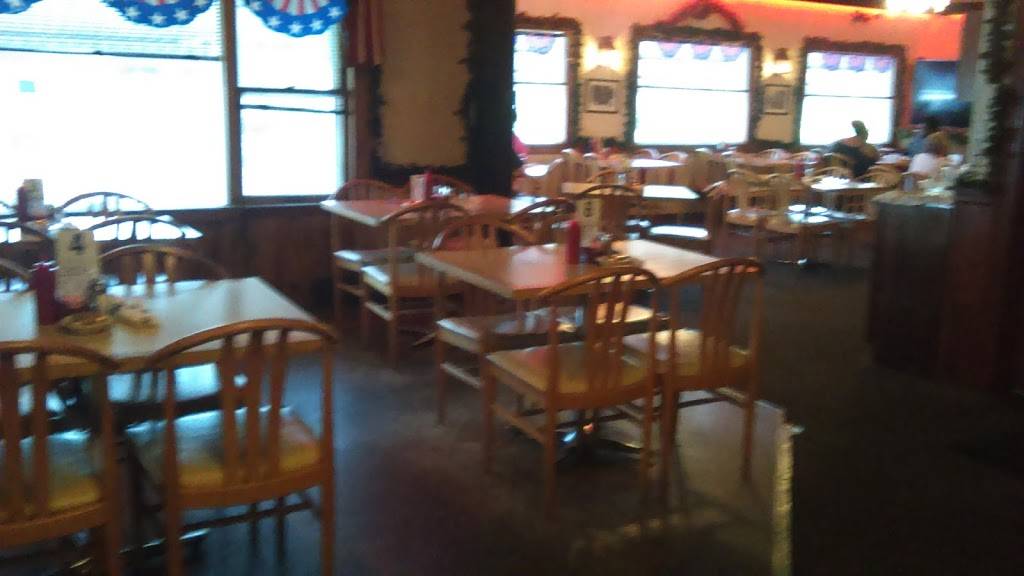 Schneiders Food & Drinks | restaurant | 3717 N 76th St, Milwaukee, WI 53222, USA | 4144666590 OR +1 414-466-6590