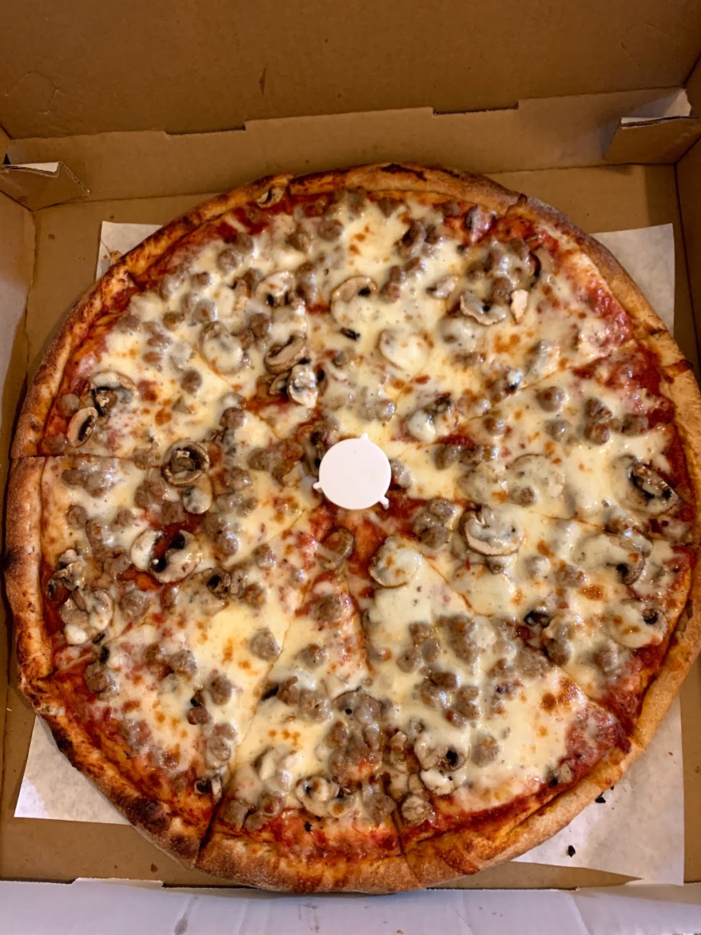 Mythic Pizza | restaurant | 551 Haight St, San Francisco, CA 94117, USA | 4158641999 OR +1 415-864-1999