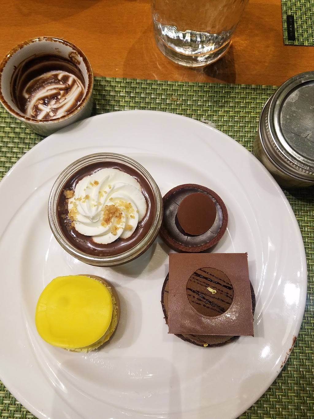 Garden Grove | restaurant | 1200 Epcot Resorts Blvd, Lake Buena Vista, FL 32830, USA | 4079341609 OR +1 407-934-1609