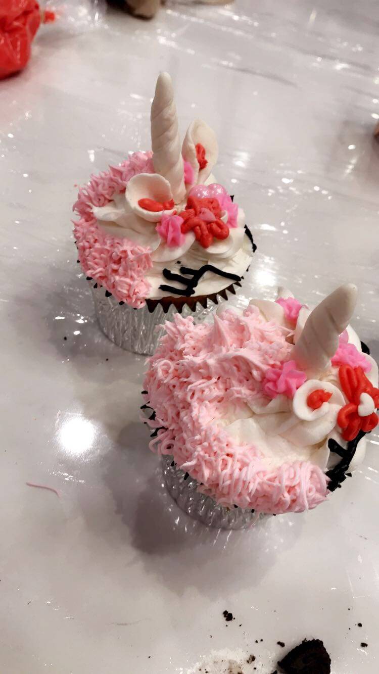 Cupcakes & Bubbles | restaurant | 26400 Kuykendahl Rd Ste C160, Tomball, TX 77375, USA | 8325597511 OR +1 832-559-7511