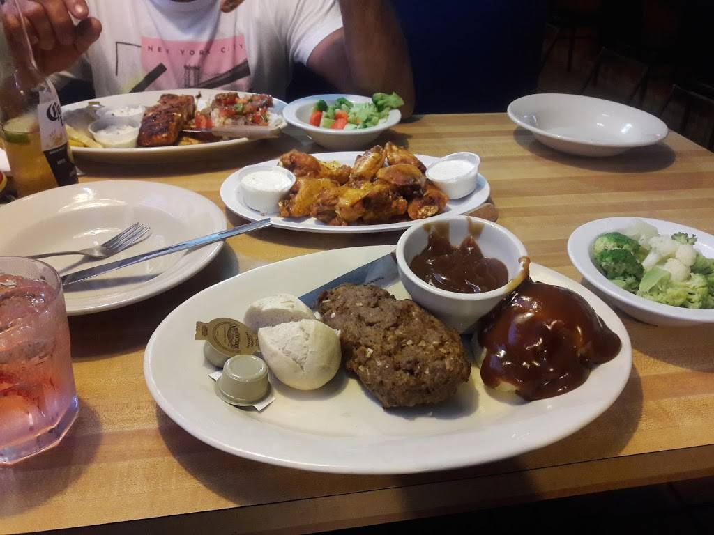 Mugs N Jugs | restaurant | 5512 8th St W, Lehigh Acres, FL 33971, USA | 2393695069 OR +1 239-369-5069