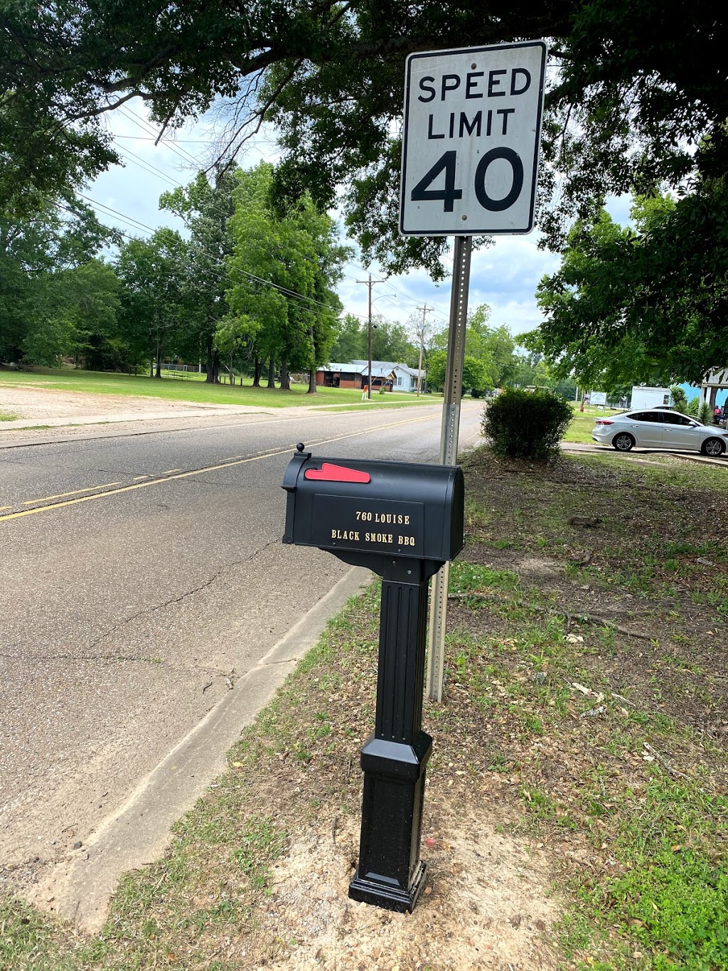 Black Smoke BBQ & Crawfish | meal takeaway | 760 Louise St, Mansfield, LA 71052, USA | 3189364891 OR +1 318-936-4891